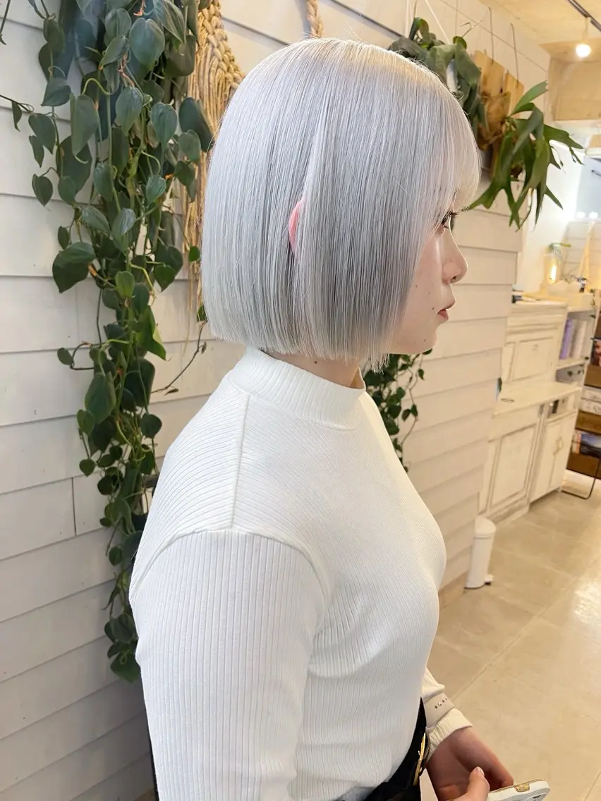 ミディアム カラー ハイトーンカラー ボブ ヘアカラー トリートメント AiM 大名　似合わせカットのヘアスタイル