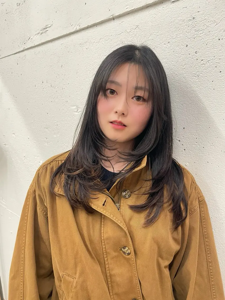 セミロング レイヤーカット suzu 🤍 【 grace 】のヘアスタイル