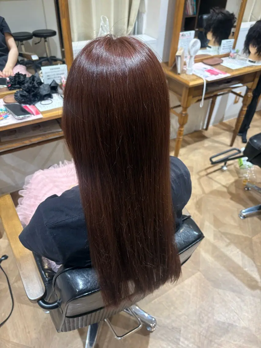 カラー 伊藤 あずみのヘアスタイル