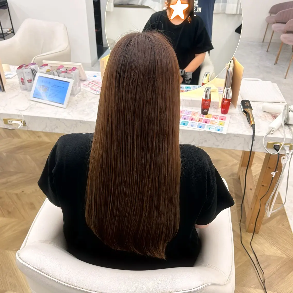 ロング カラー ヘアカラー 新井 陽奏のヘアスタイル