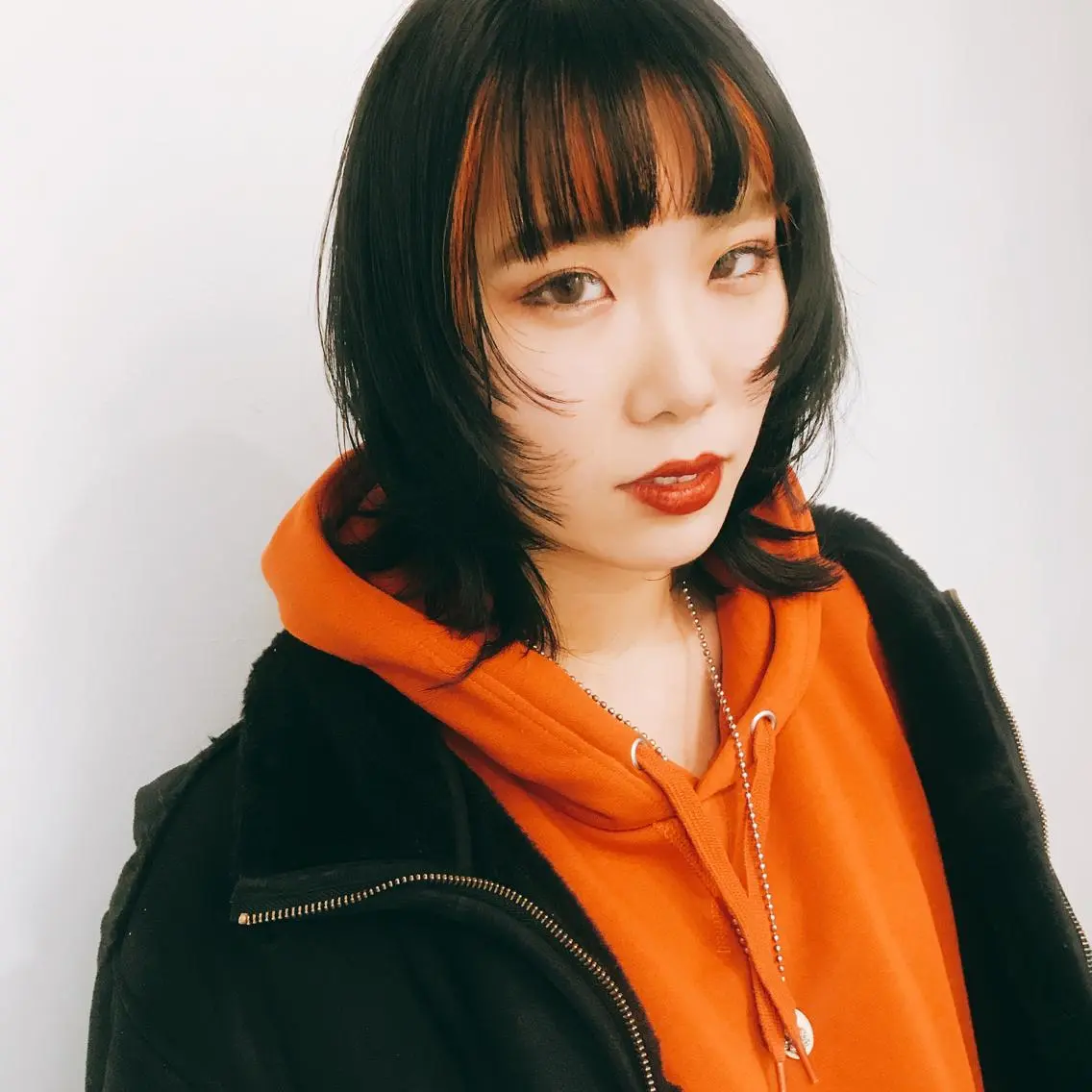 カラー デザインカラー カット ヘアカラー トリートメント 💓パーマ，💗 レイヤーカットのヘアスタイル