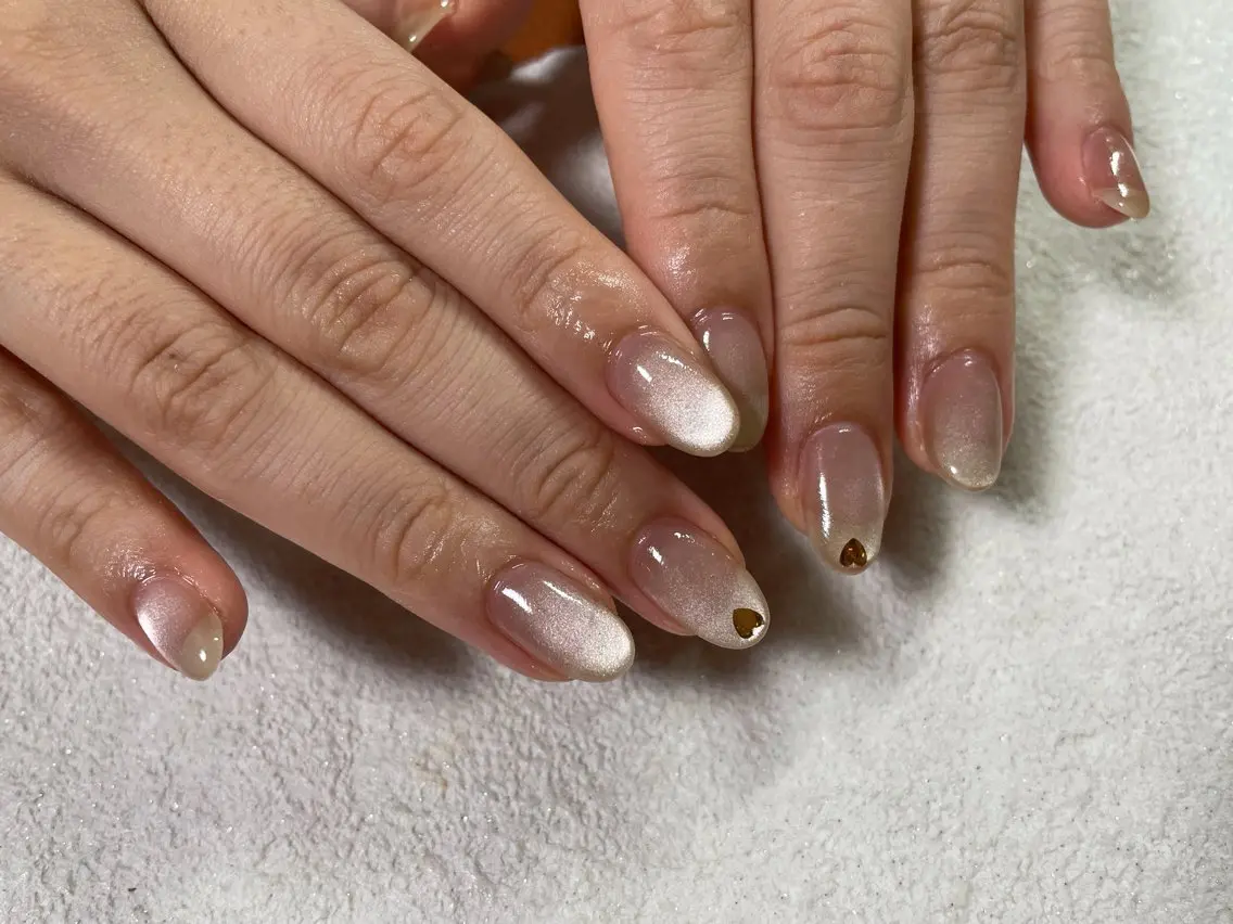 ネイル オーロラネイル フットネイル フレンチネイル ジェルネイル 韓国ネイル ハンドネイル kiki nail &brow二子玉川のネイルデザイン