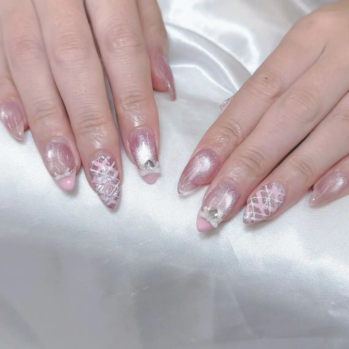 ネイル NAIL atre AYAのネイルデザイン