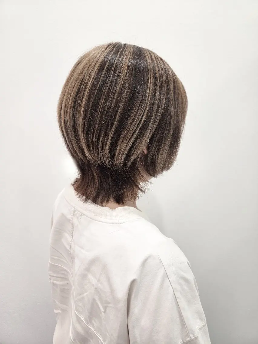 ショート カラー カット ヘアカラー トリートメント ヘッドスパ 齋藤 愛美のヘアスタイル