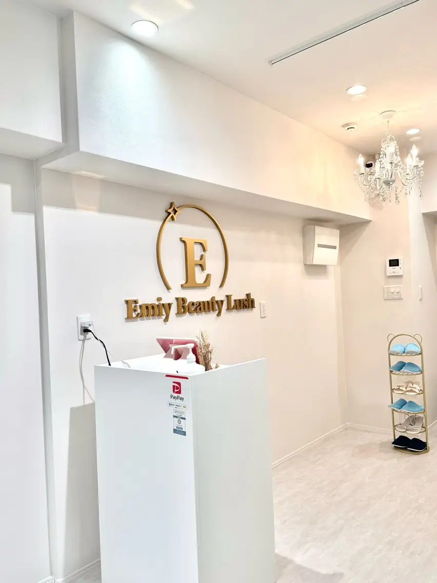マツパ Emiy BeautyLushのマツエク・マツパデザイン
