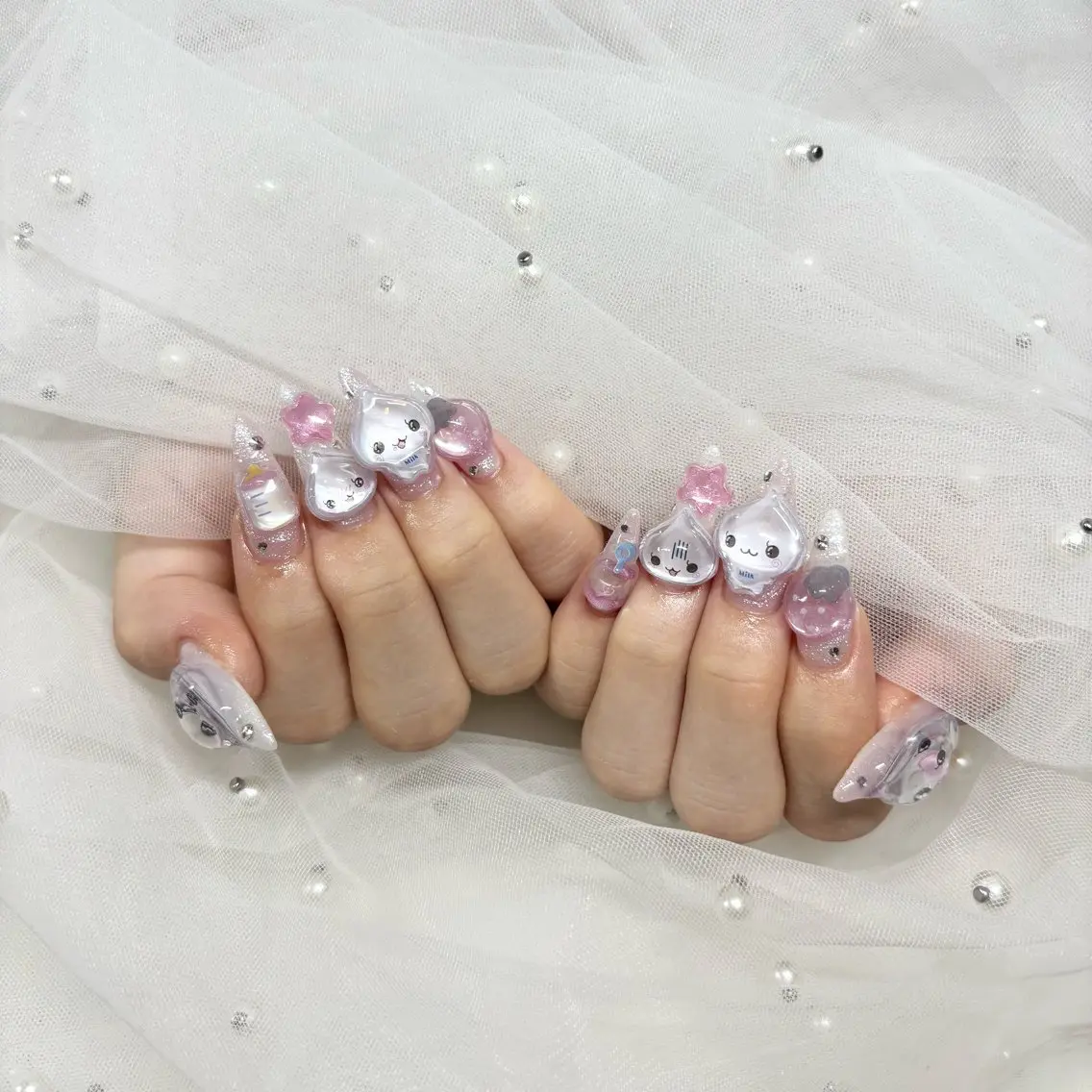 ネイル ハンドネイル ୨୧ mio୨୧のネイルデザイン