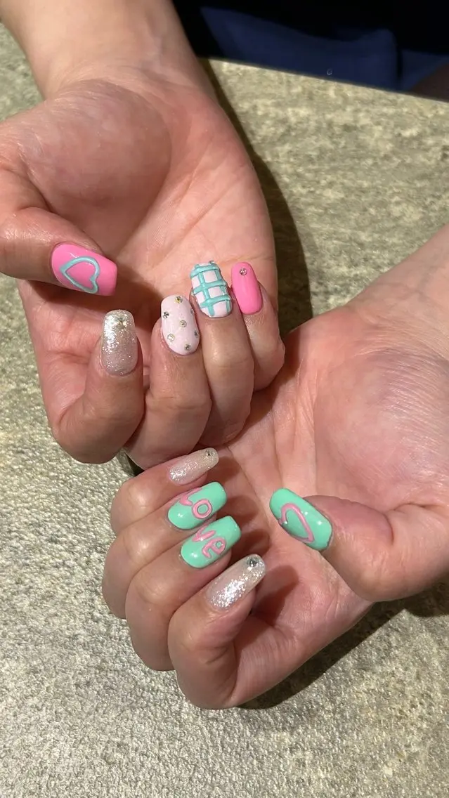 ネイル ハンドネイル 板垣 まいのネイルデザイン