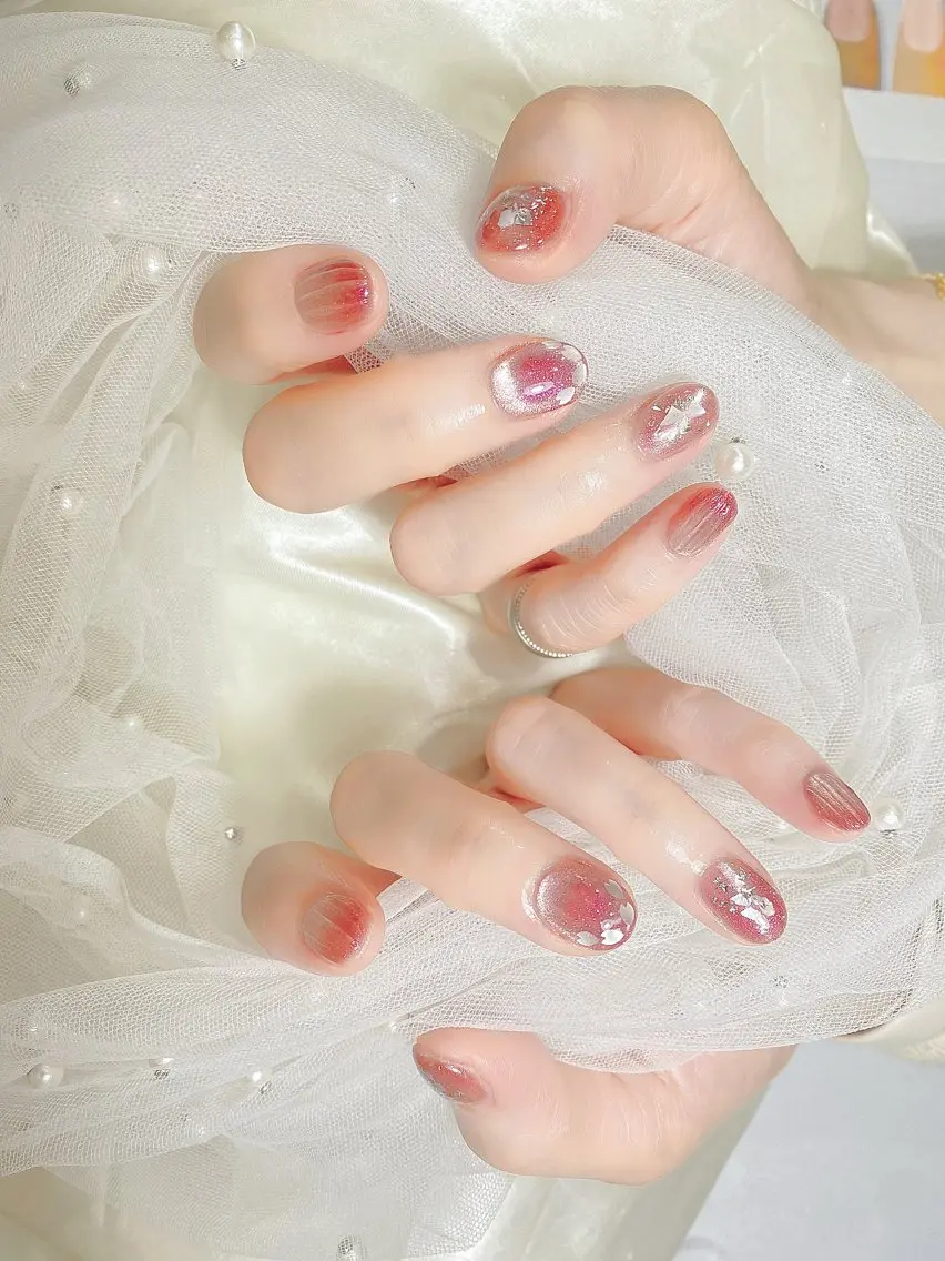 ネイル Lucky Nail Studioのネイルデザイン