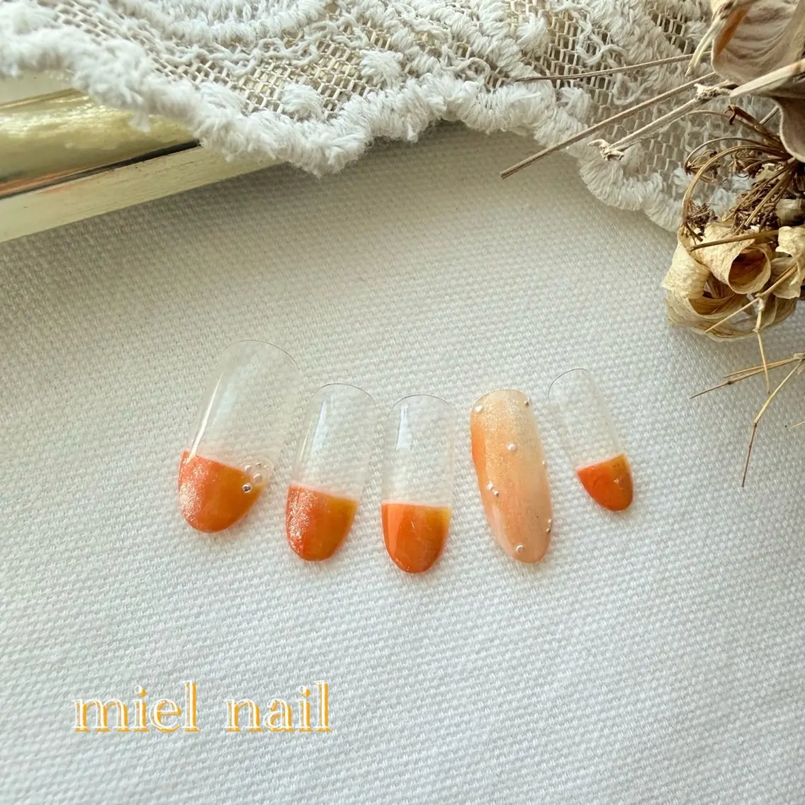 ネイル フレンチネイル オレンジ 春ネイル ハンドネイル miel nailのネイルデザイン