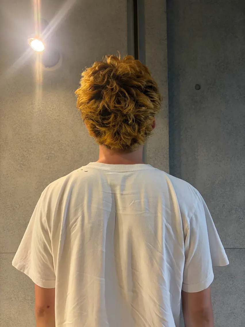カラー メンズ 髙橋 紗奈のヘアスタイル