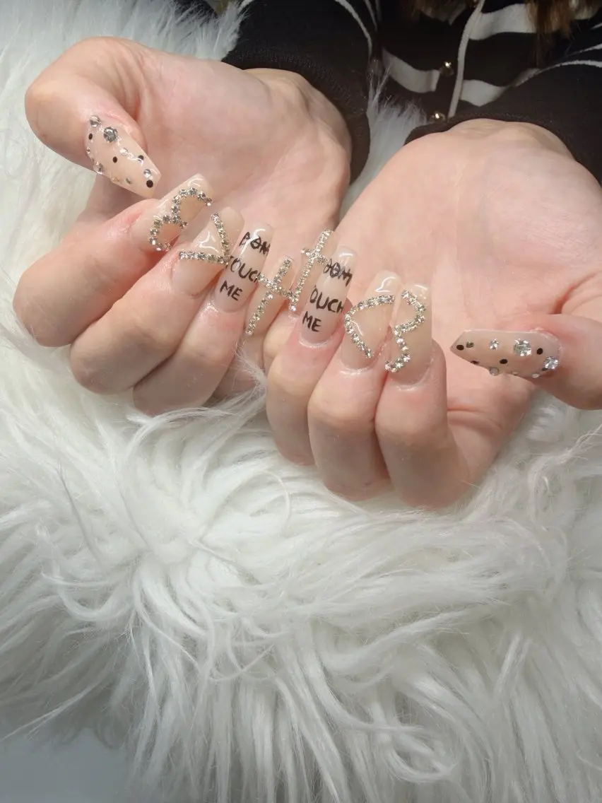ネイル Lee Nailsのネイルデザイン