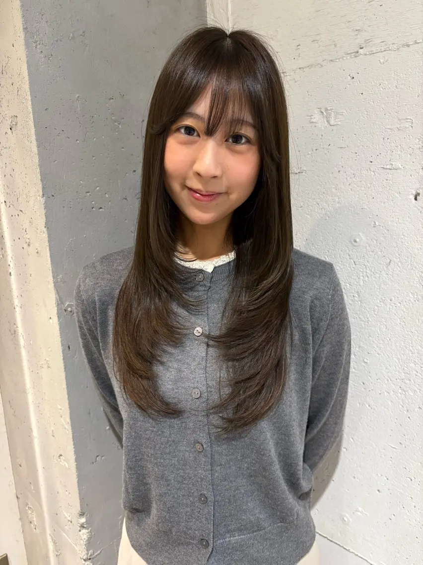 ロング カラー オリーブカラー レイヤーカット Juna✂️ レイヤー / ボブのヘアスタイル