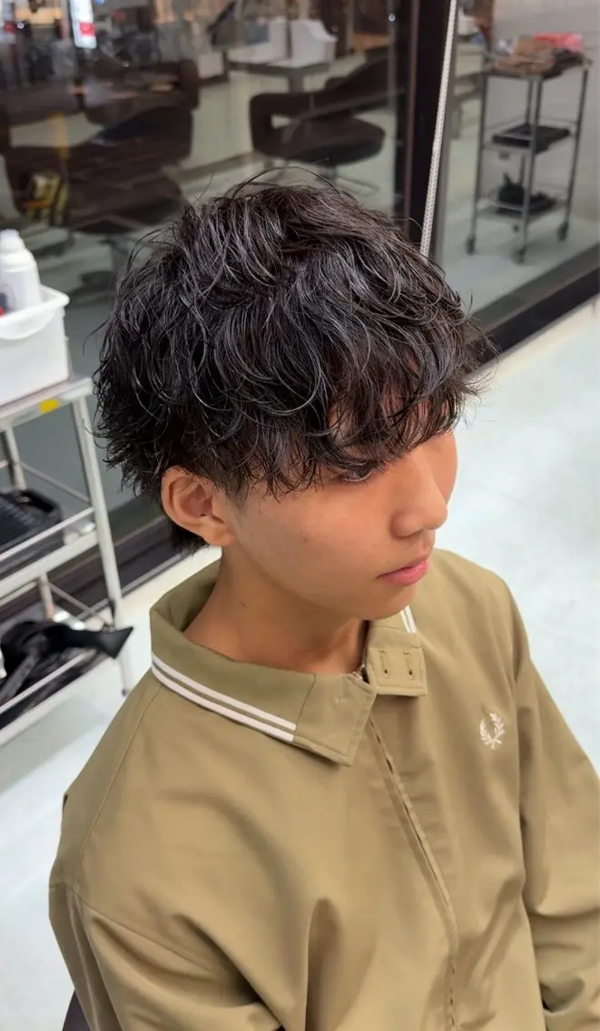 パーマ メンズ メンズパーマ 波巻きパーマ カット パーマ 小芝涼介/レイヤー /メンズパーマ✂️のヘアスタイル