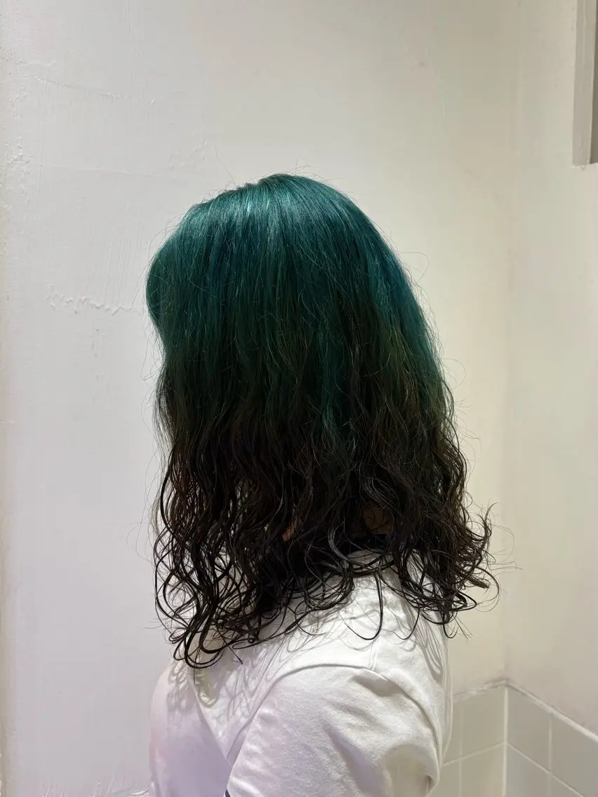 カラー 🪷momoka /垢抜けカラー✨🪷のヘアスタイル