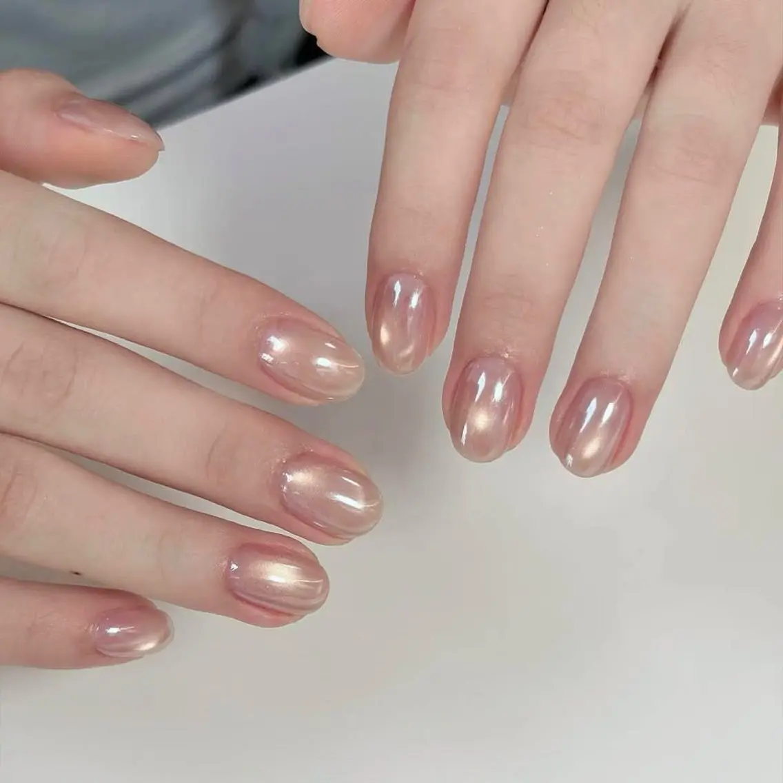 ネイル チークネイル ドット フレンチネイル グラデーション 韓国ネイル ハンドネイル Minette nailrinrinのネイルデザイン