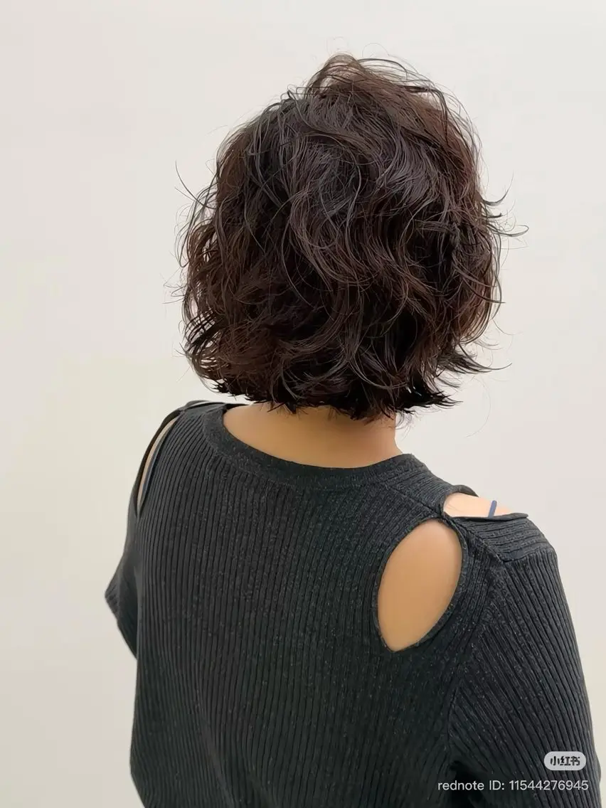 ショート パーマ 金町美容室 お洒落roomルシアのヘアスタイル