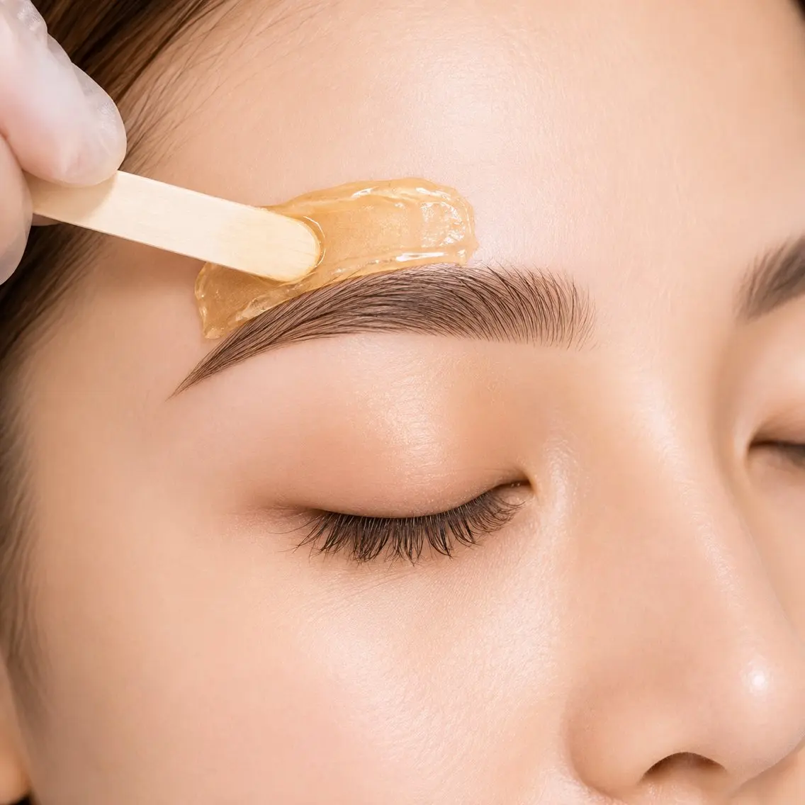 【ミニモ&平日限定】眉をデザイニング&眉Wax 通常4,980円→ 前日当日予約 4,000円の写真