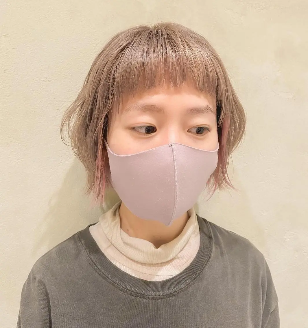 ショート カラー ボブレイヤー ベージュカラー ブリーチ グレージュ ハイライトカラー ヘアカラー トリートメント 【似合わせカット】 松尾一気のヘアスタイル