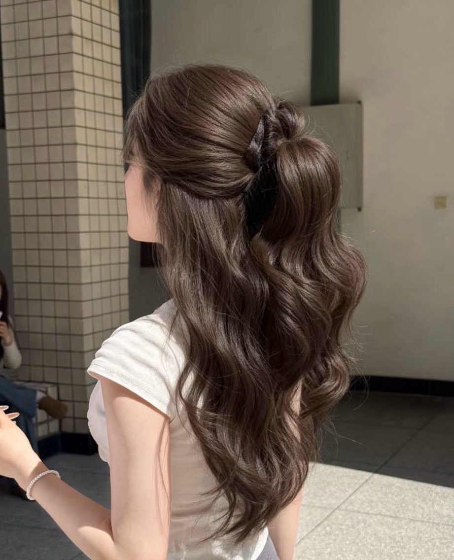 ロング カラー カット ヘアカラー 透明感ベージュ×レイ ヤーカット🎀セナのヘアスタイル