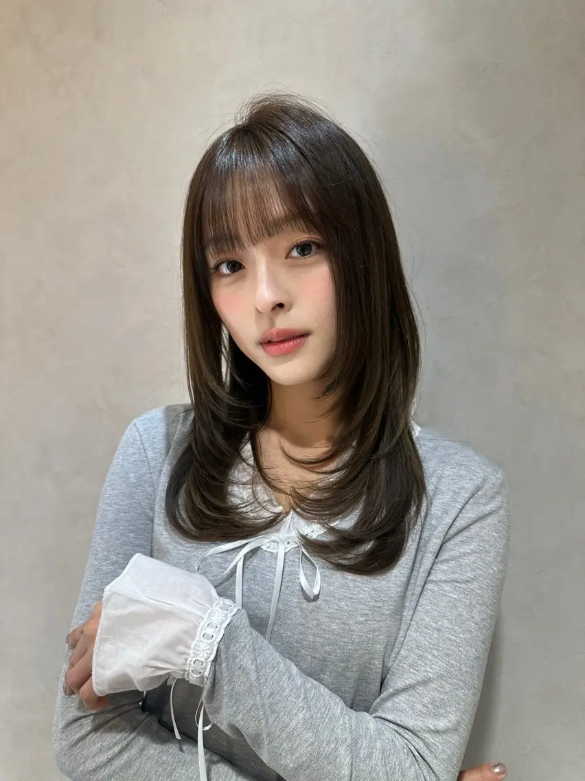 セミロング 顔まわりレイヤー 顔周りカット 韓国風ヘア レイヤーカット 小顔カット カット ヘアカラー トリートメント ヘアセット 銀座副店長/レイヤー /髪質改善/田島のヘアスタイル