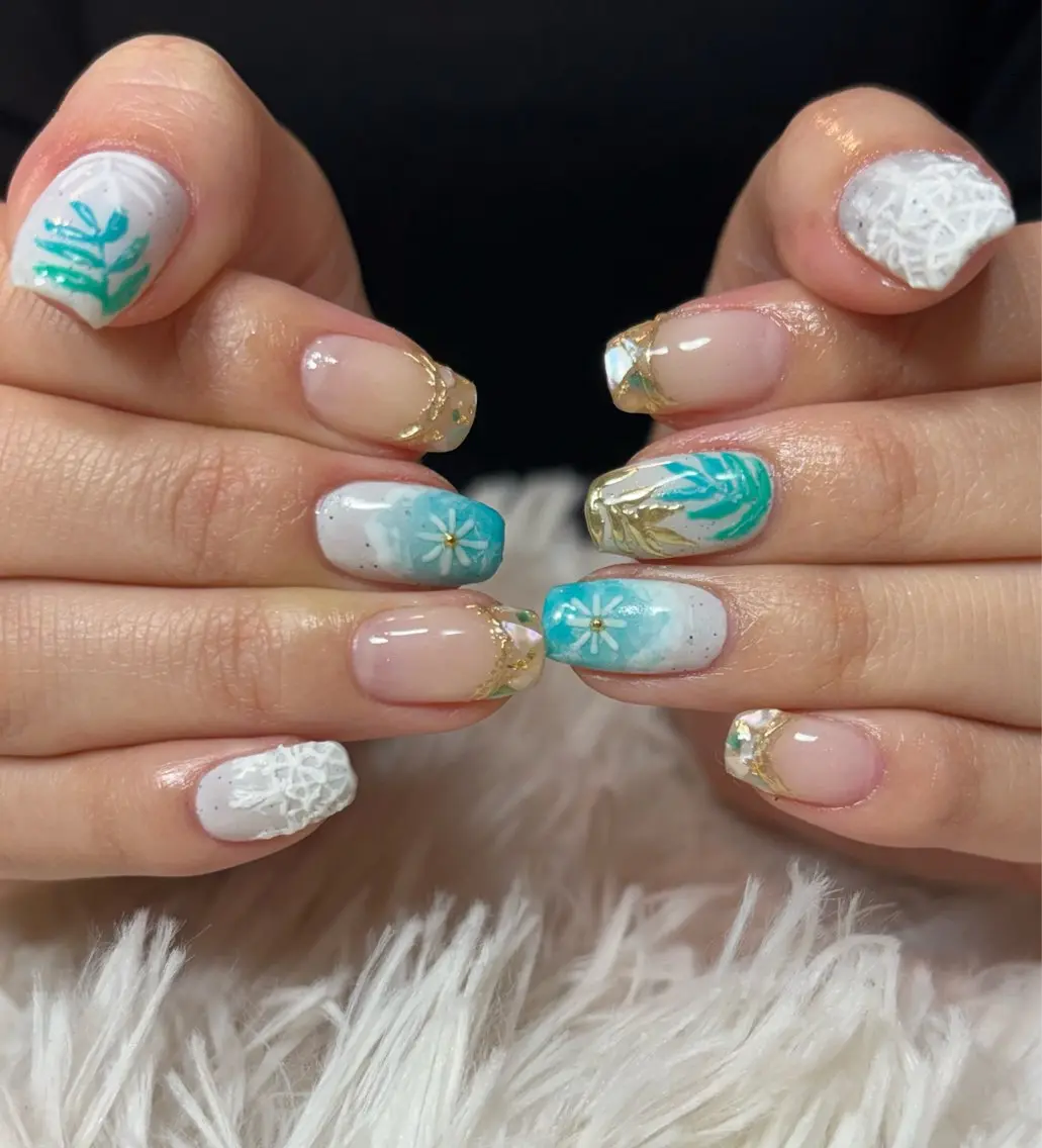 ネイル フレンチネイル 夏ネイル ハンドネイル LUANA n'sのネイルデザイン