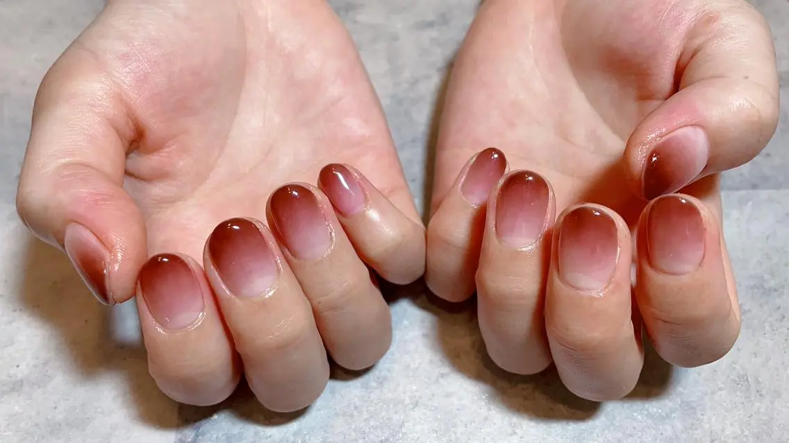ネイル フットネイル ジェルネイル マットネイル ミラーネイル ニュアンスネイル ハンドネイル nail salon ラピスラズリのネイルデザイン