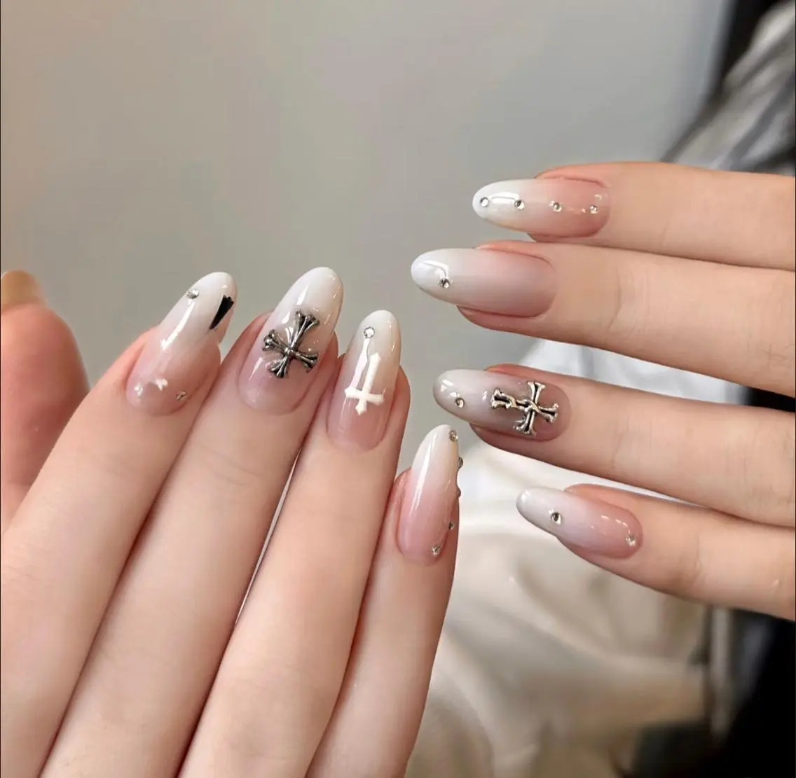 ネイル ハンドネイル Pure&Rich Nailのネイルデザイン