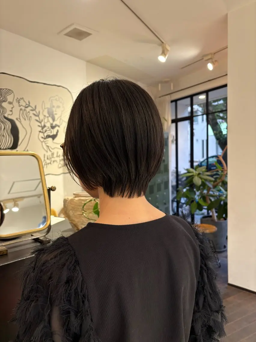 ショート 西野 優夏のヘアスタイル