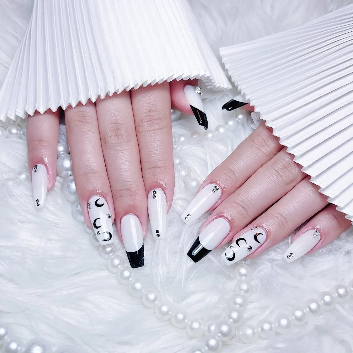 ネイル アートネイル ハンドネイル Ugirl Nail Pinpin🤍のネイルデザイン