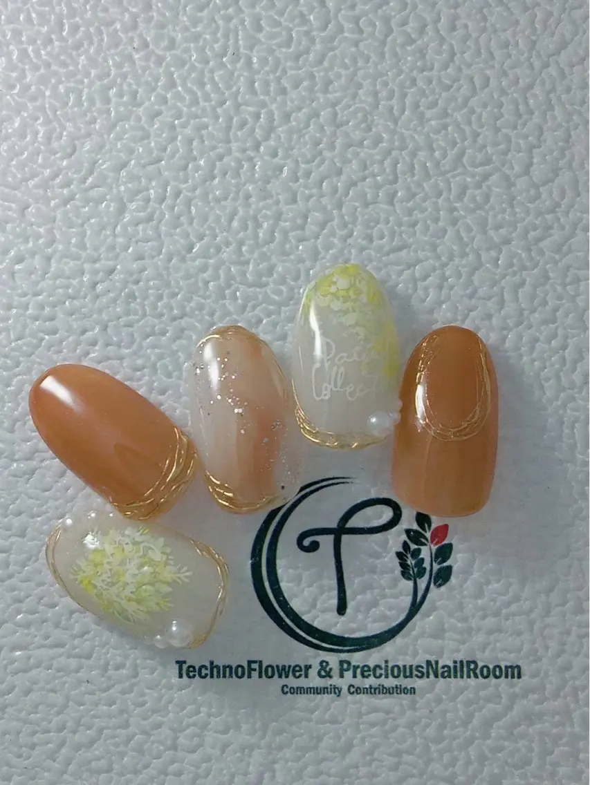 ネイル フラワーネイル precious nail  roomのネイルデザイン