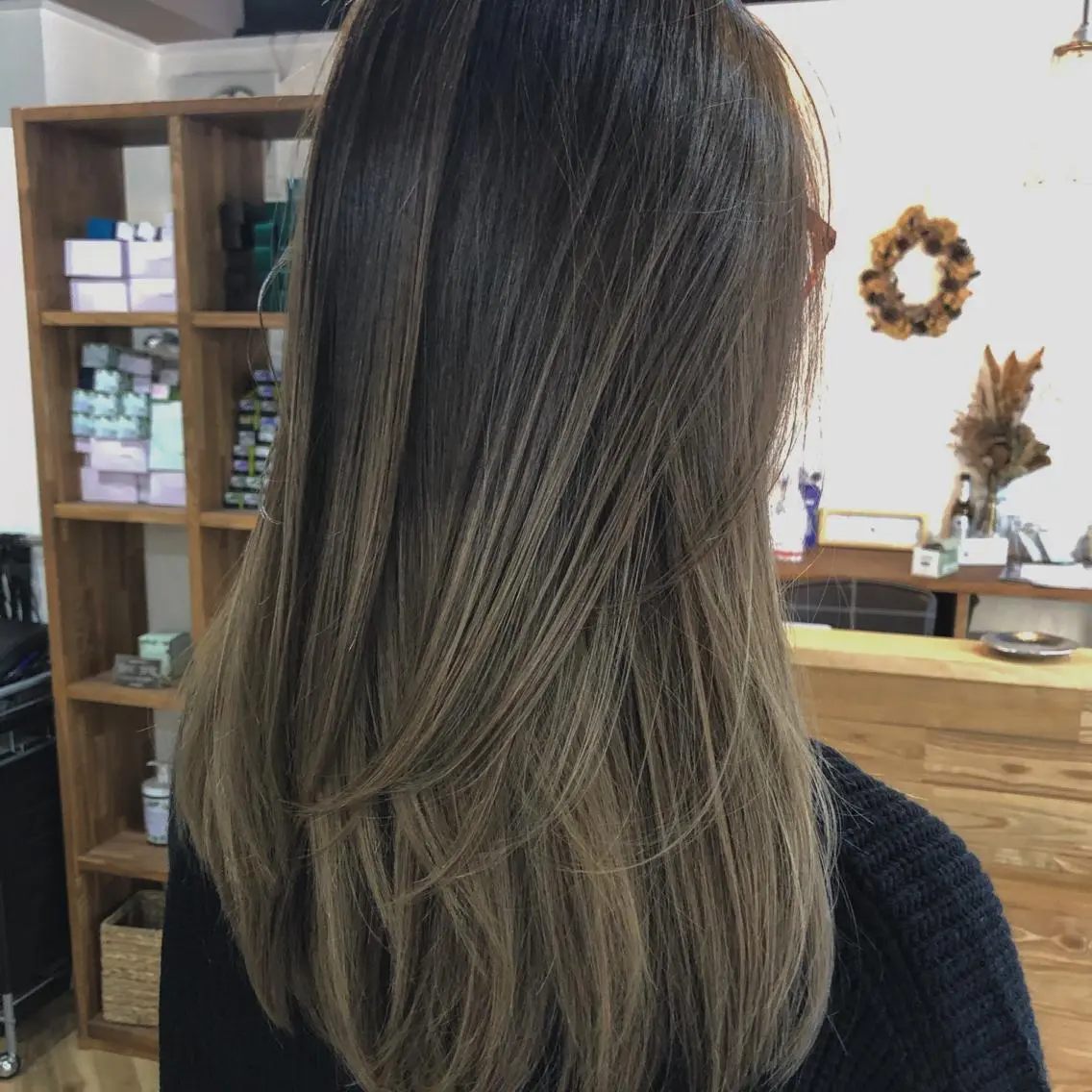 ロング 橋本 敬介のヘアスタイル