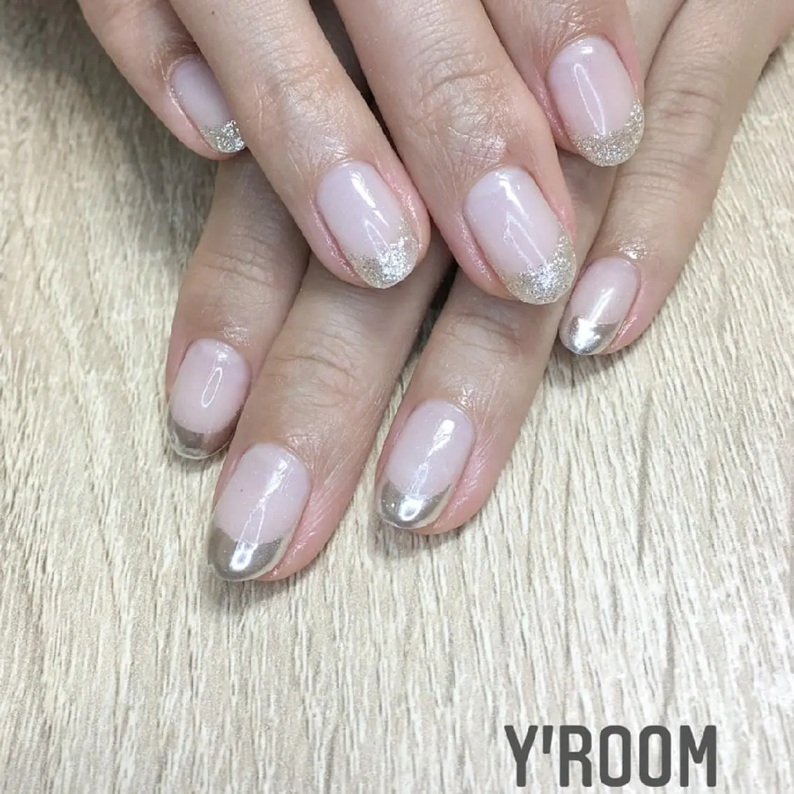 ネイル オーロラネイル フラッシュネイル フレンチネイル ジェルネイル 氷ネイル・うるうるネイル ハンドネイル YUKA （ネイリスト）のネイルデザイン