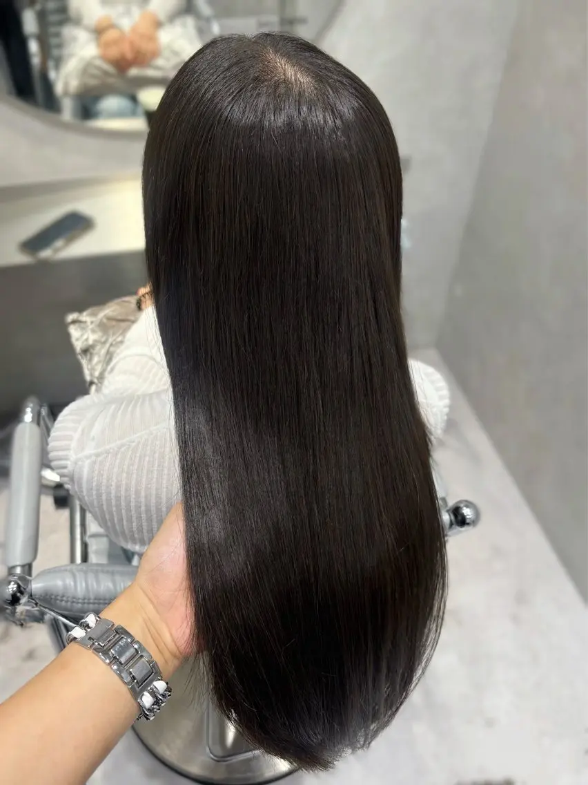 ロング カラー グレージュ アイスグレージュ miku♡/艶カラー /レイヤー/半個室のヘアスタイル