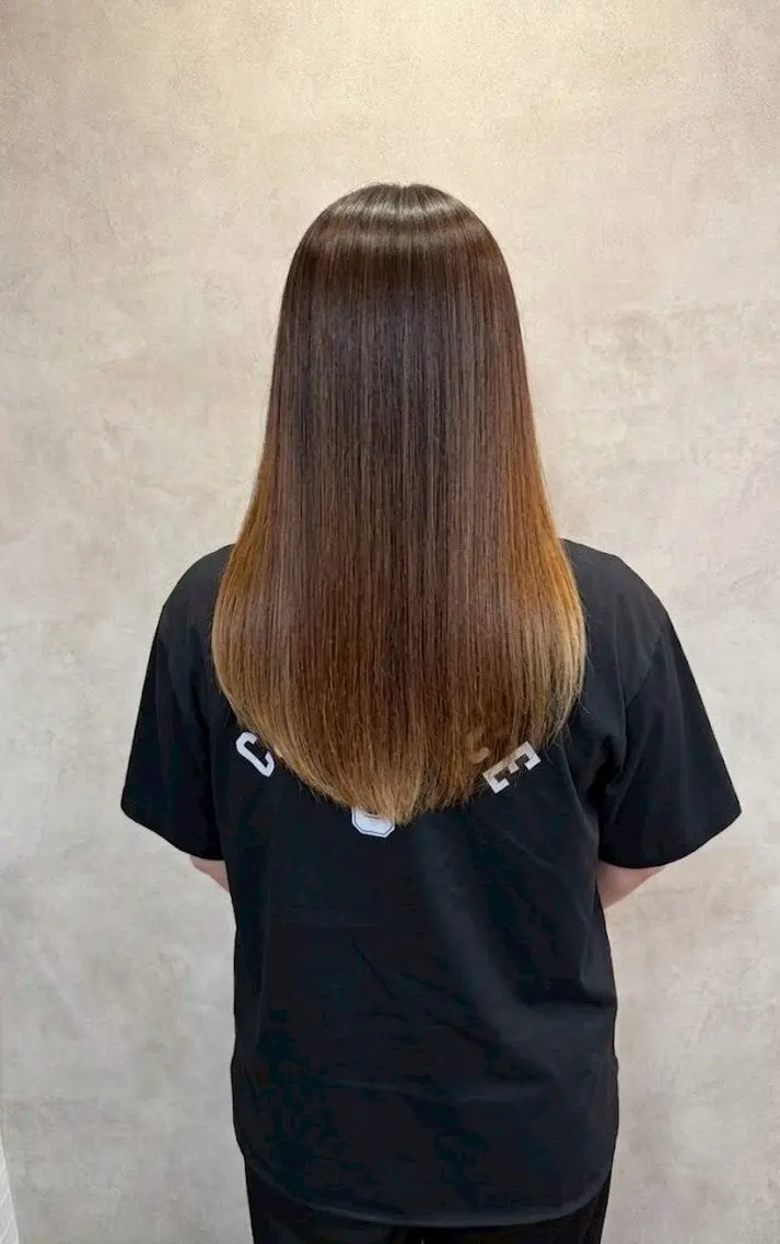セミロング 🫧縮毛矯正 かとうよしき🫧のヘアスタイル