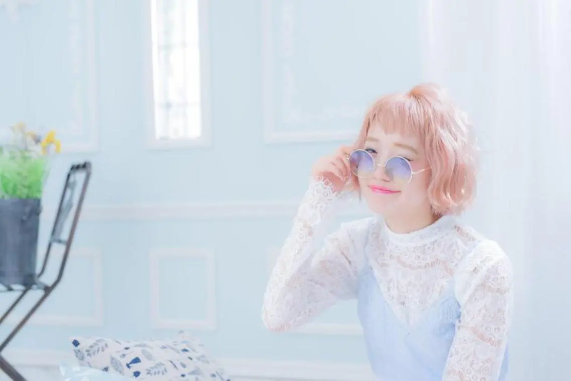 ミディアム カラー ブリーチ ケアブリーチ ピンクカラー カット ヘアカラー トリートメント 韓国hair ·͜· watanabeのヘアスタイル