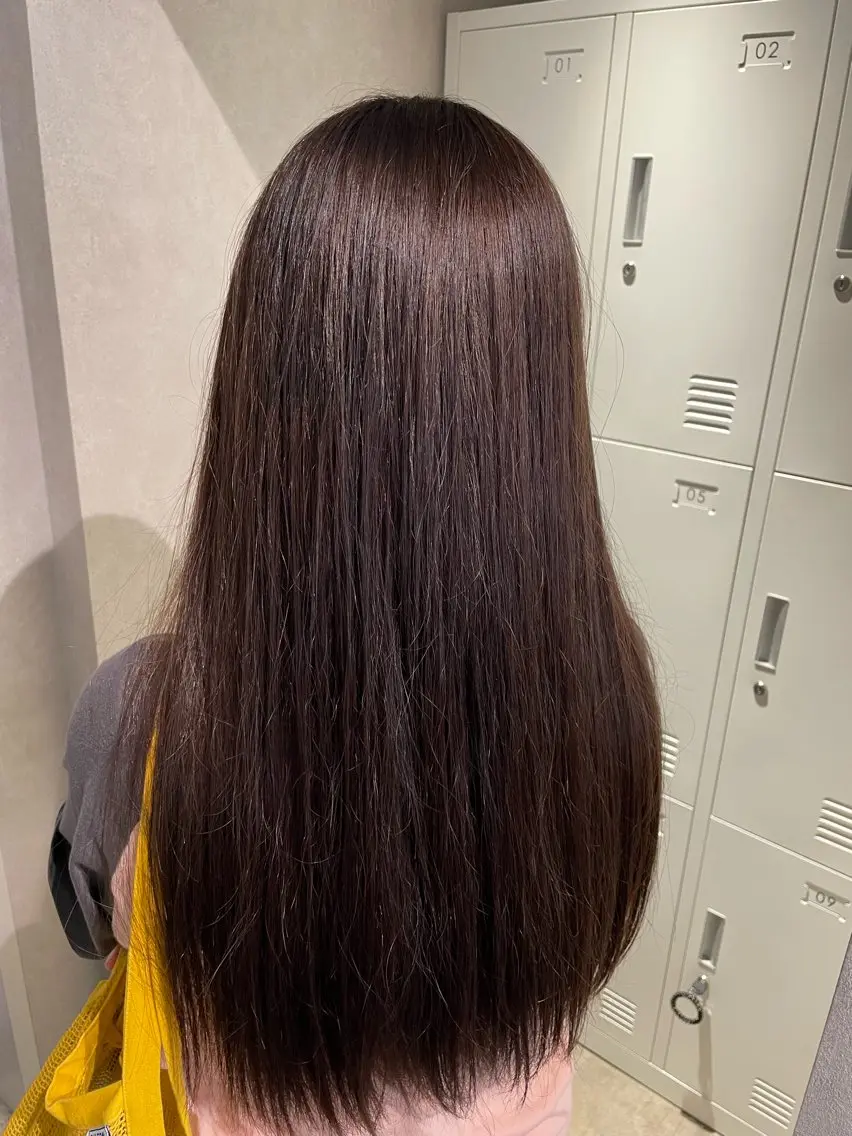 ロング ヘアカラー 佐藤 春輝のヘアスタイル