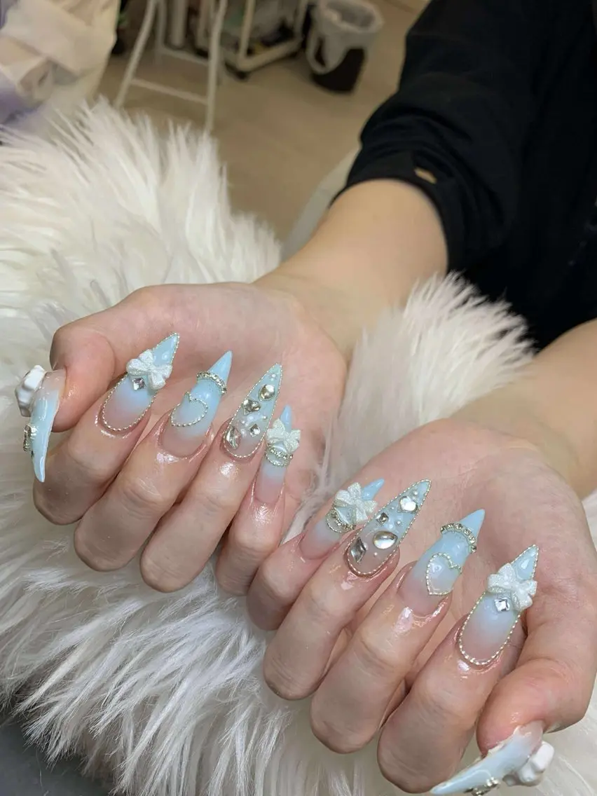 ネイル ハンドネイル ANH NAIL ゴテゴテ専門店💎のネイルデザイン