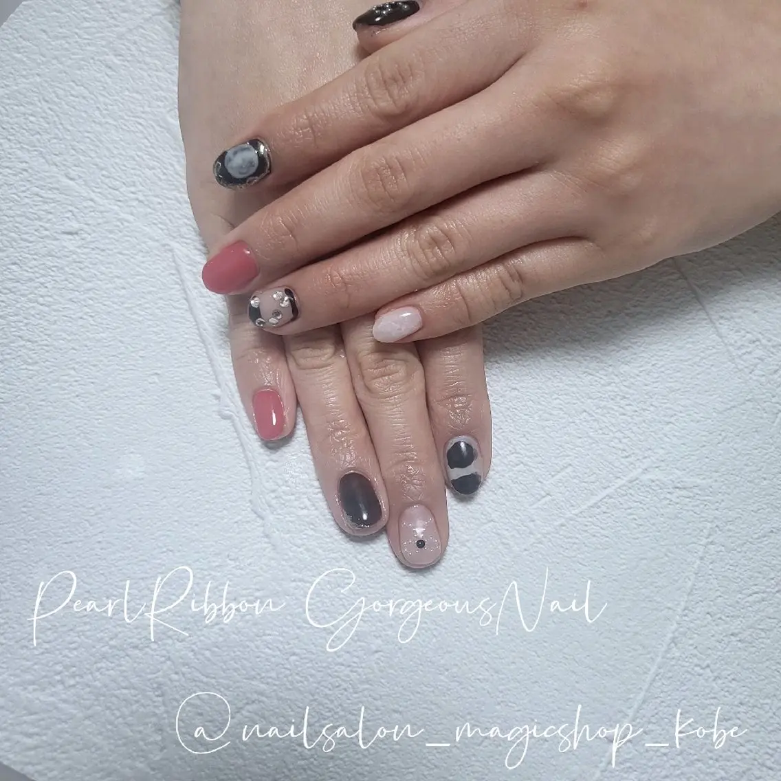 ネイル ジェルネイル ミラーネイル ニュアンスネイル ワンカラーネイル ピンク ハンドネイル Nailsalon MagicShopのネイルデザイン