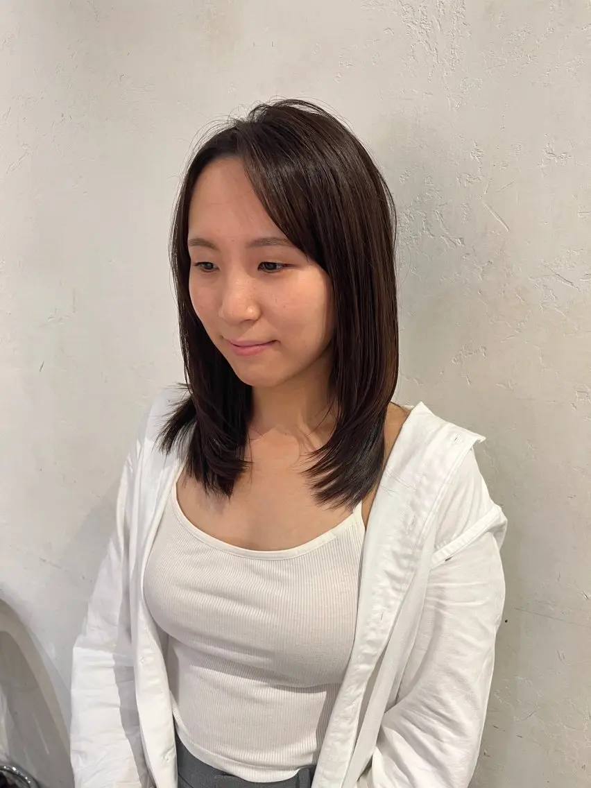 セミロング レイヤーカット 橘 ゆきののヘアスタイル