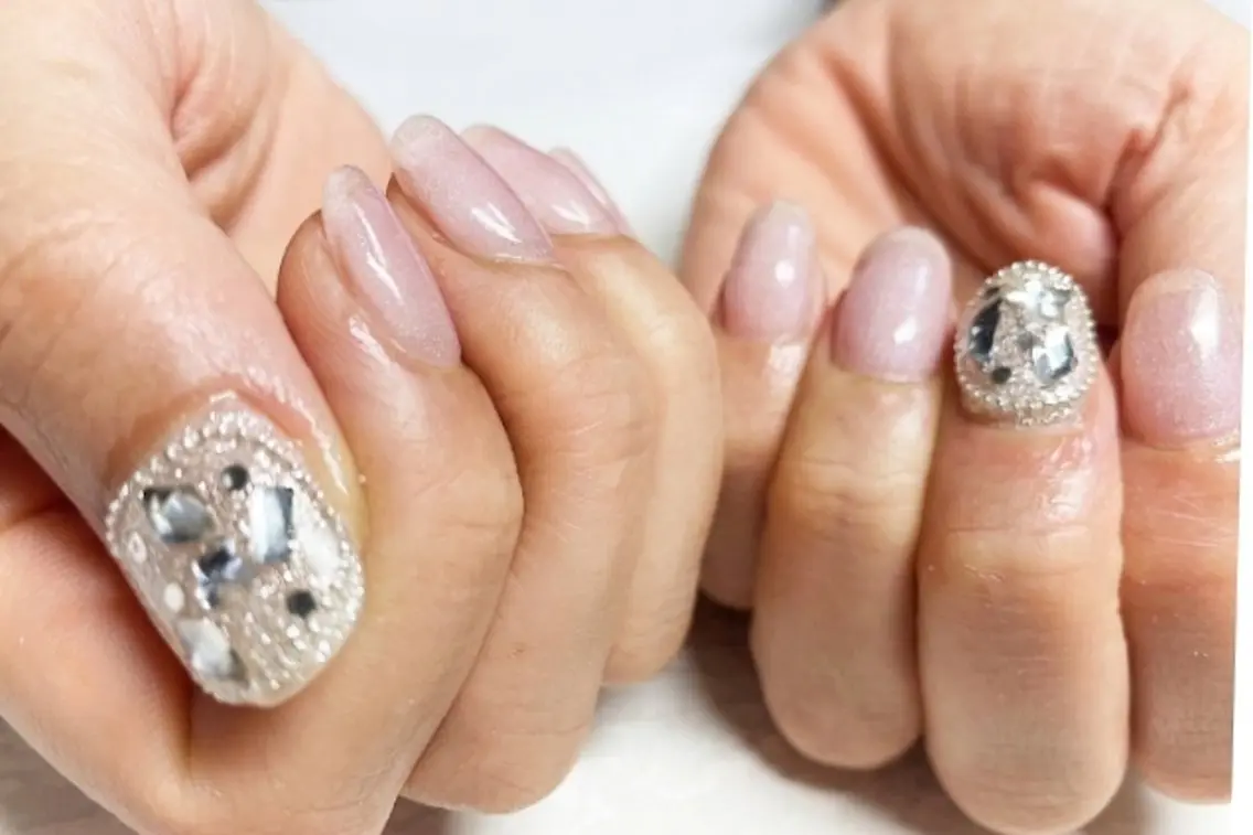 ネイル ハンドネイル JULIE NAILのネイルデザイン