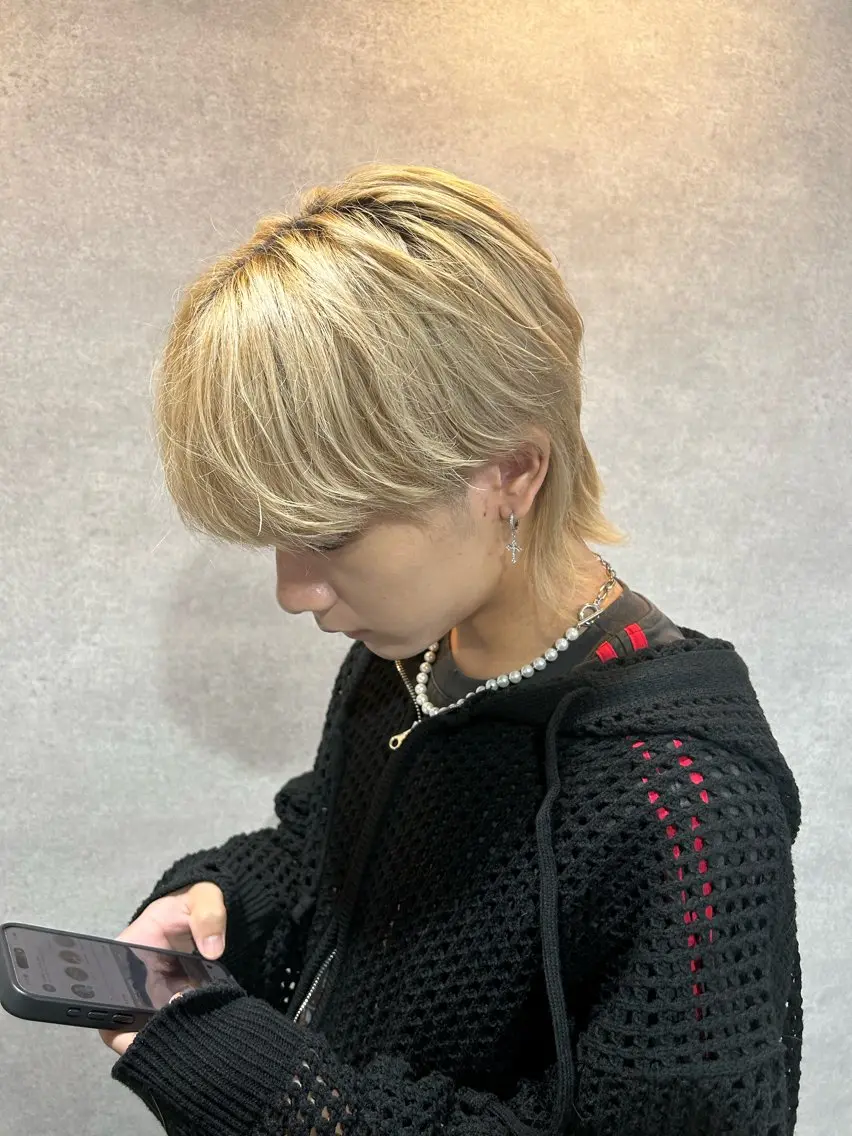 カラー メンズ 磯村 翔大のヘアスタイル
