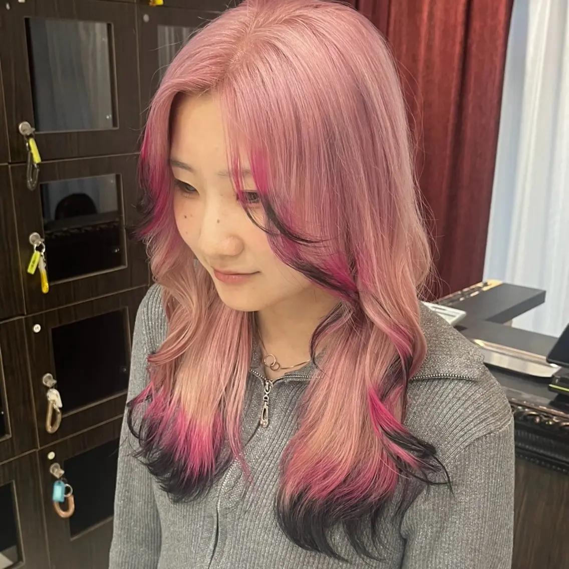 ロング カラー 黒髪 ブリーチ デザインカラー ピンクカラー ホワイトピンク 🫧ハイトーン/ ペールカラー🕊♡雛のヘアスタイル