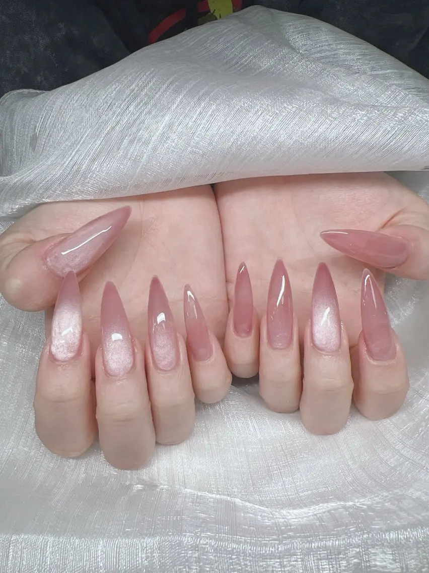 ネイル ハンドネイル Lee Nails チップ長さだし専門店のネイルデザイン