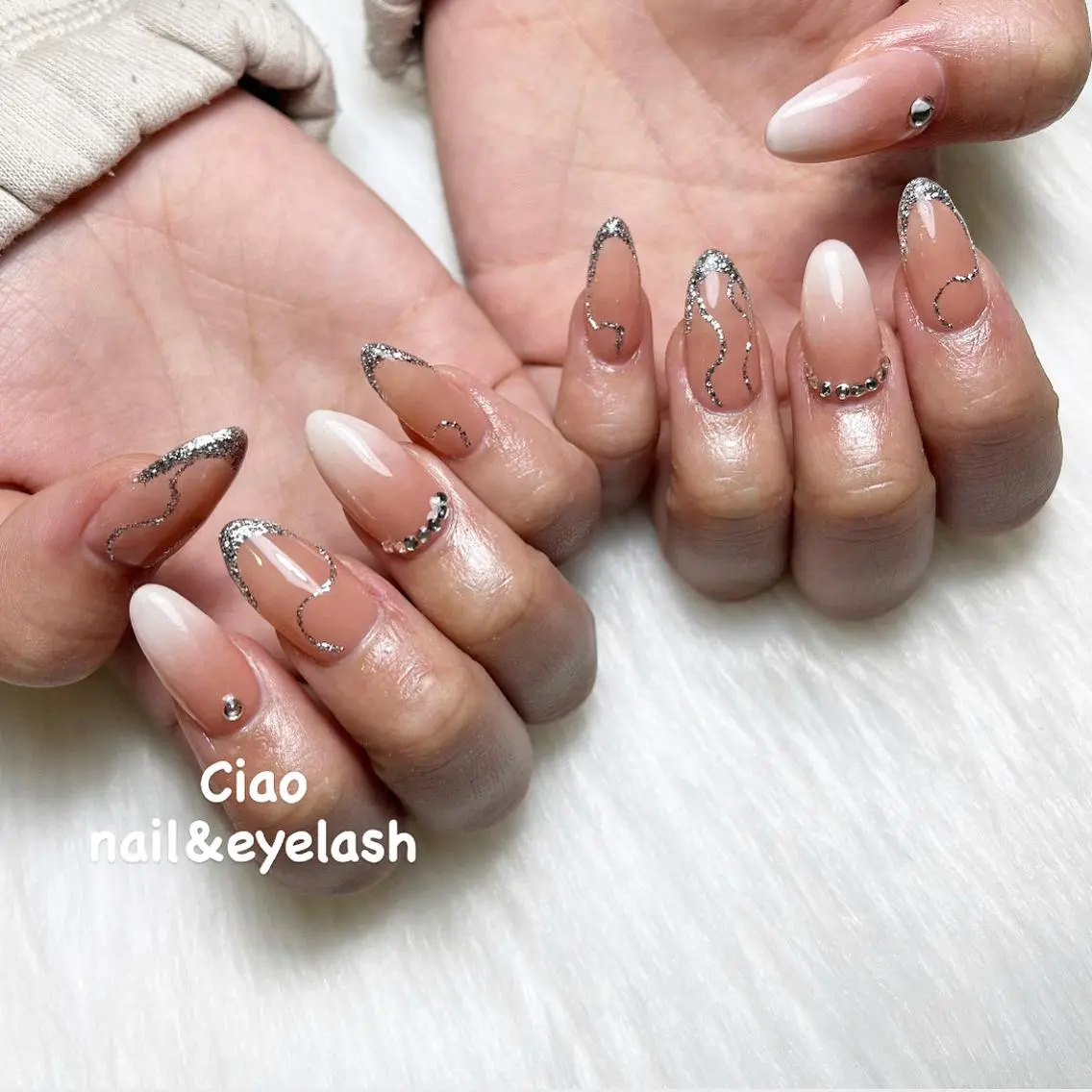 ネイル アートネイル ジェルネイル ニュアンスネイル シンプルネイル 冬ネイル #Amin nail salonのネイルデザイン