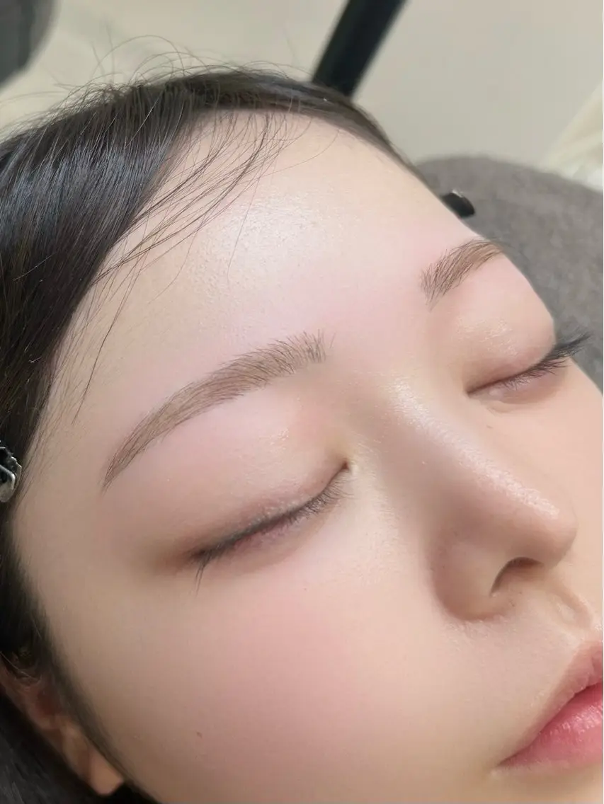アイブロウ BELME🐈‍⬛ eimiの眉毛・アイブロウイメージ
