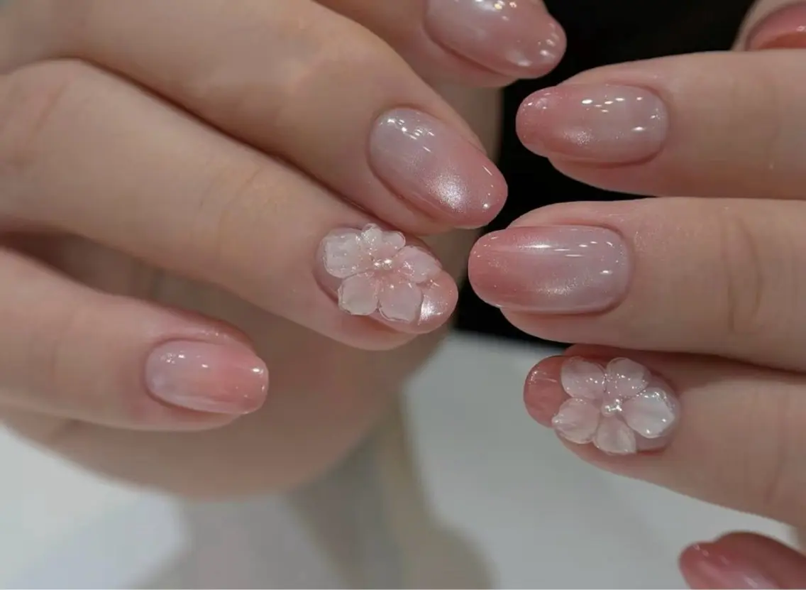 ネイル グラデーション マグネットネイル ワンカラーネイル ハンドネイル ハンドケア ETE LUNA NAILのネイルデザイン