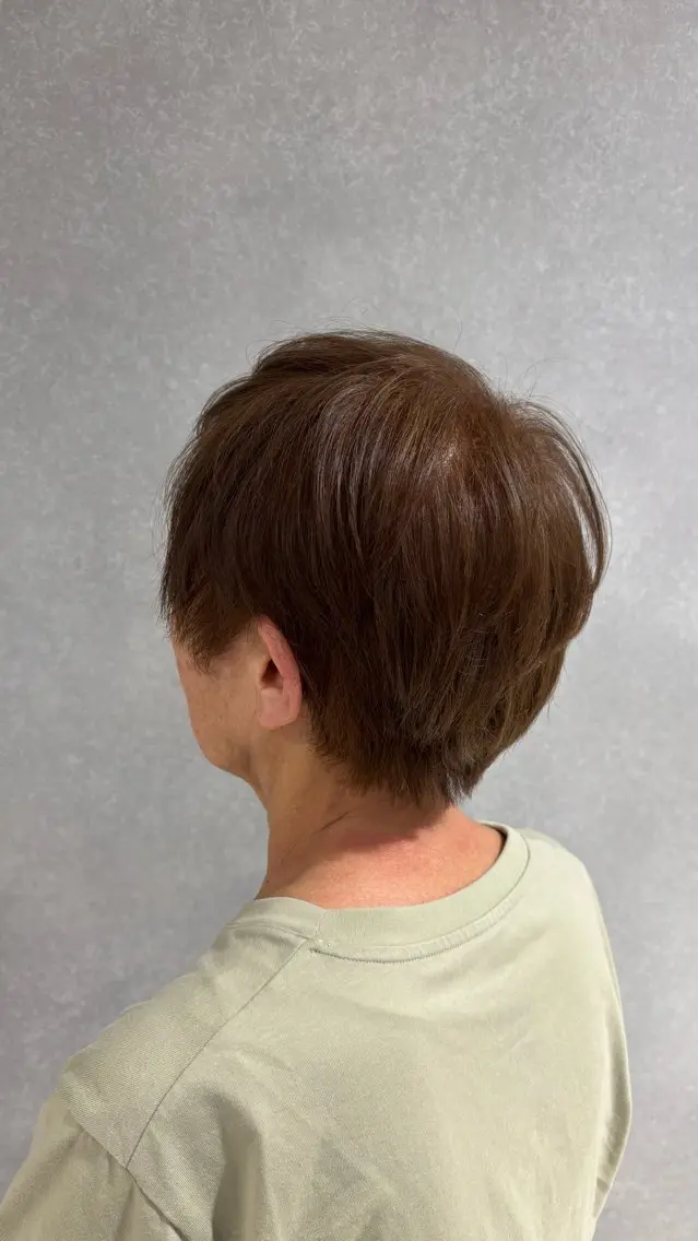ショート カラー ヘアカラー 𝐇𝐈𝐑𝐀 𝐘𝐀𝐌𝐀のヘアスタイル