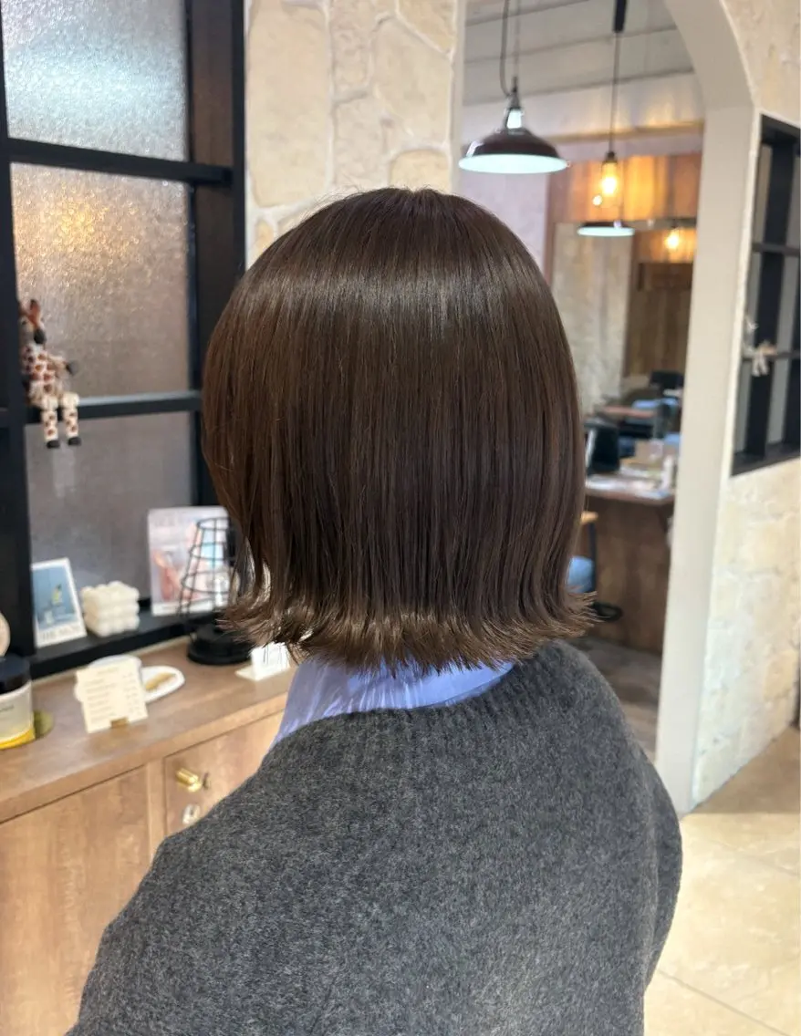 ミディアム カラー 🐺ིྀ顔周レイヤー /髪質改善🩵aoiのヘアスタイル