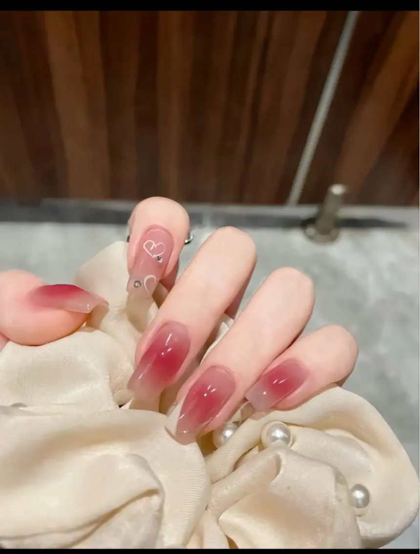 ネイル エ イのネイルデザイン