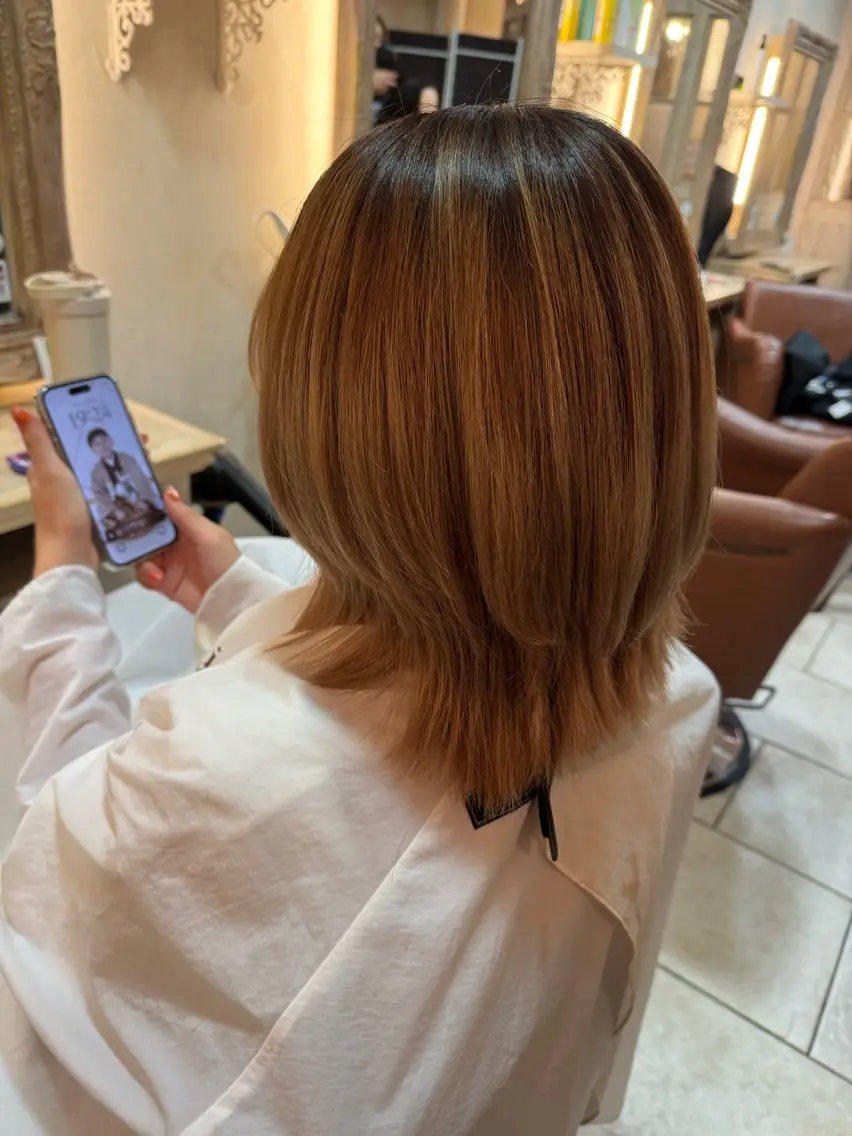 ミディアム 小林 あんなのヘアスタイル